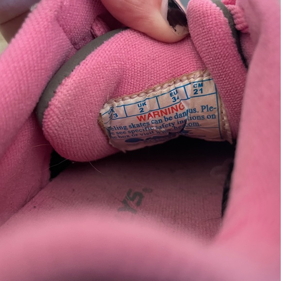 PINK AND GRAY HEELYS SIZE 3 - Picture 3 of 6